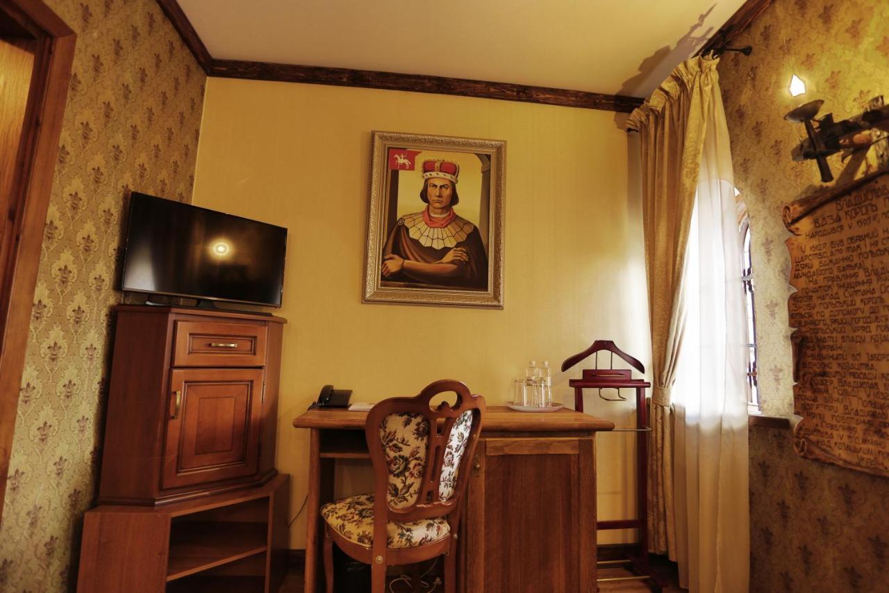 Hotel Fortetsya Hetmana Hatne المظهر الخارجي الصورة