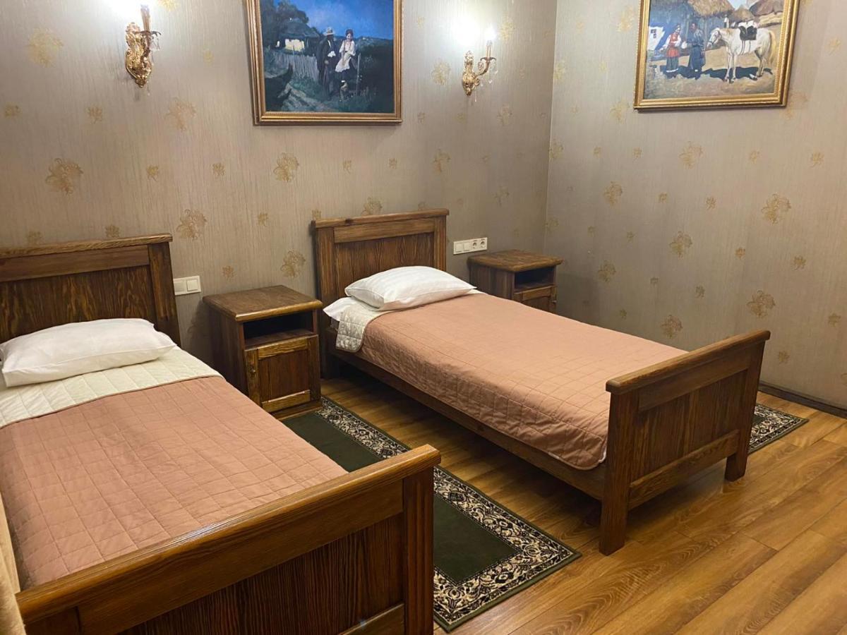 Hotel Fortetsya Hetmana Hatne المظهر الخارجي الصورة